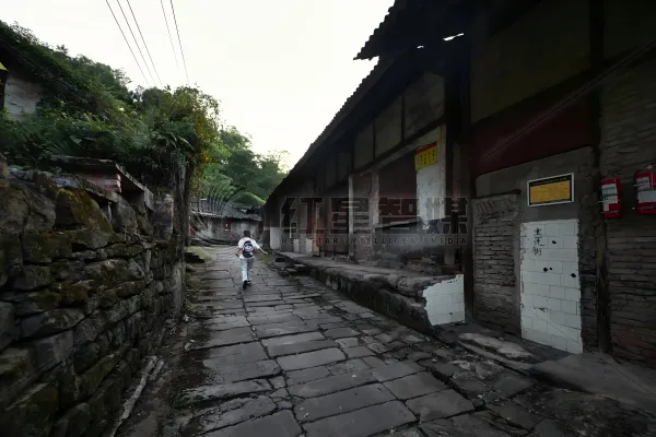 茶马古道上的宝莲街