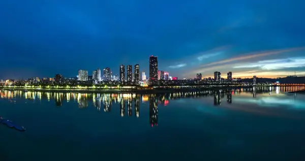 泸州江阳区管驿嘴景区夜景