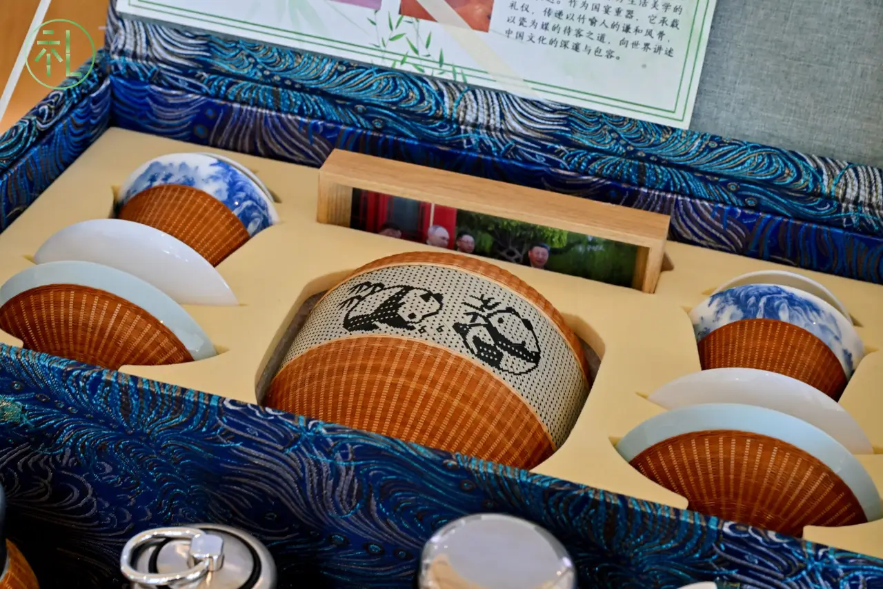 鸿福齐天套装礼盒